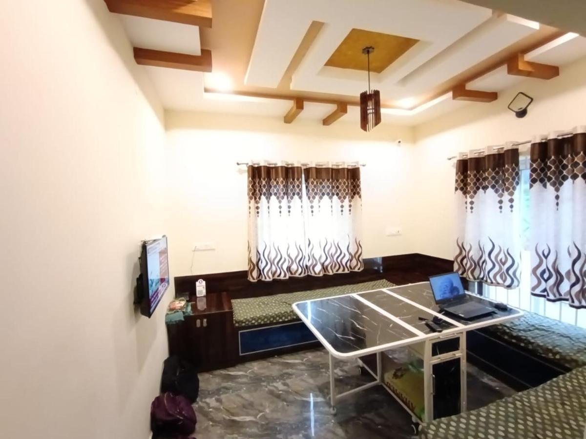 Bed and Breakfast Rose Garden Enclave For Families & Executives Ooty Exteriér fotografie