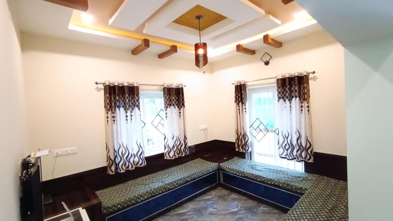 Bed and Breakfast Rose Garden Enclave For Families & Executives Ooty Exteriér fotografie