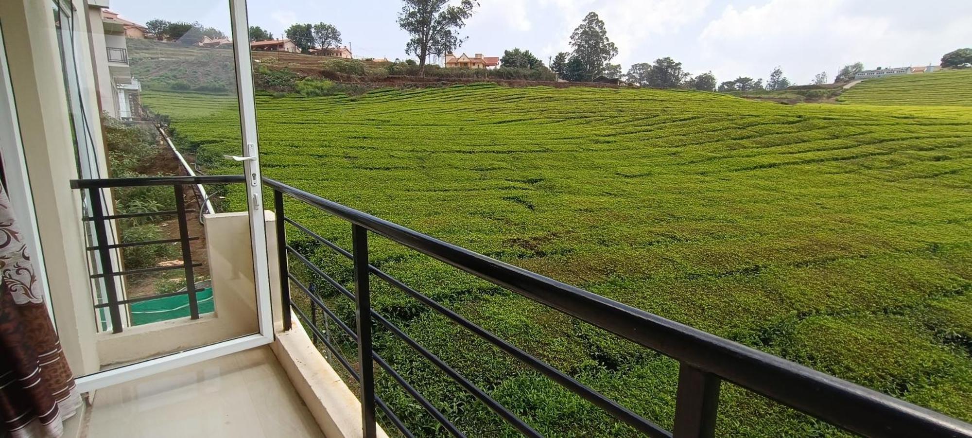 Bed and Breakfast Rose Garden Enclave For Families & Executives Ooty Exteriér fotografie